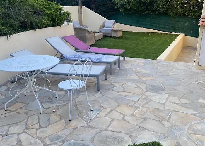 Bella-vue Gulf Of Saint Tropez 300 M Feriehus