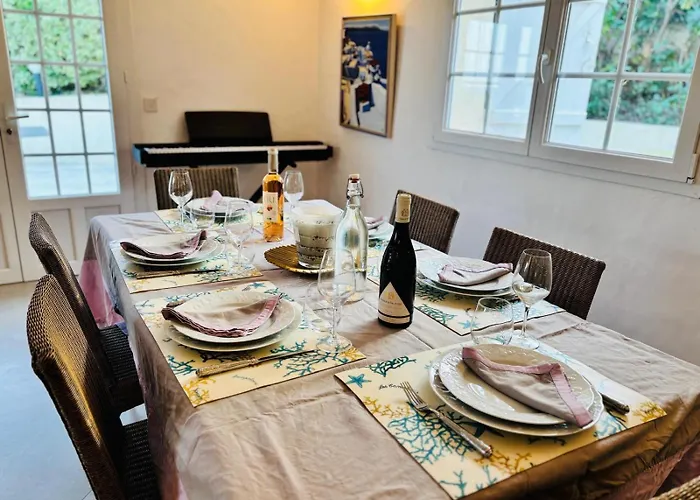 Feriehus Bella-vue Gulf Of Saint Tropez 300 M *