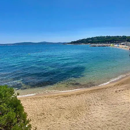 3 ,vue Golfe De Saint-tropez, à Pied, Piscine Hébergement de vacances Sainte-Maxime