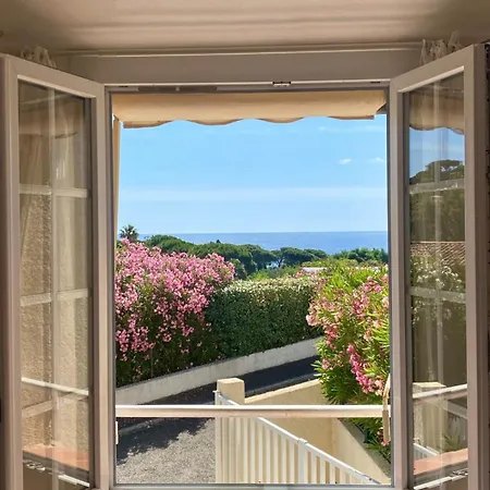 3 ,vue Golfe De Saint-tropez, à Pied, Piscine * Sainte-Maxime