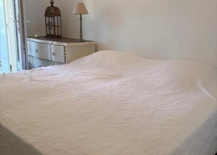 Bella-vue Gulf Of Saint Tropez 300 M