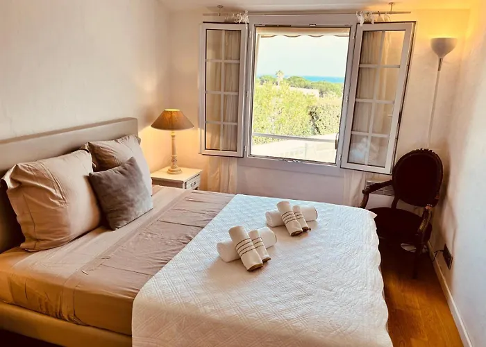 度假居 Bella-vue Gulf Of Saint Tropez 300 M *